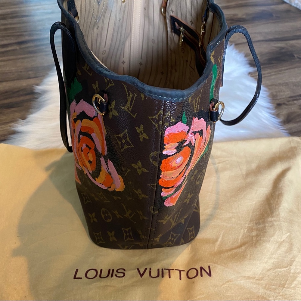 Louis Vuitton Neverfull MM - Picture 12 of 17